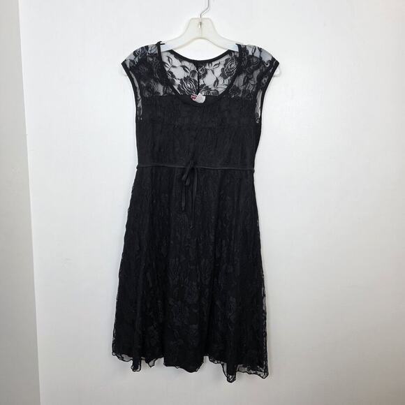 Q.T. Fashion Black Lace Overlay Floral Gothic Dark Romantic Mini Dress Size M - Picture 1 of 6